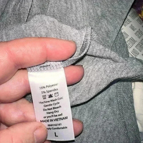 Lularoe large grey Randy baseball‎ T. Purple & yellow aztec sleeve, grey body. - Picture 6 of 7